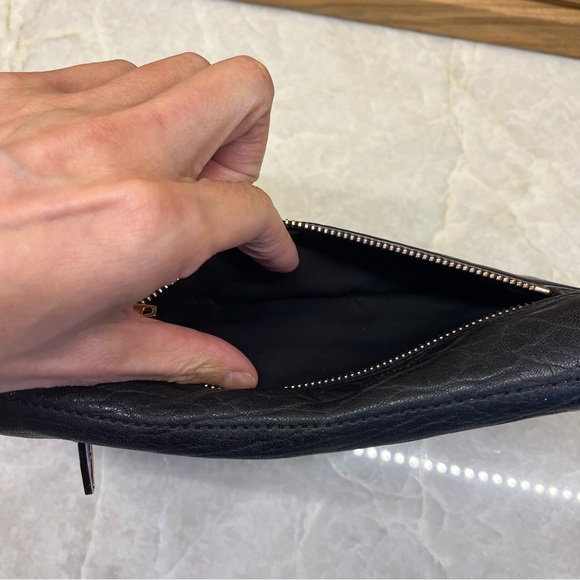 Alexander Wang Fumo Wallet Black with Rose Gold Hardware - Picture 11 of 13